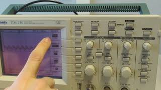 Osciloscopio Tektronix TDS210 2 canales [upl. by Asirram]