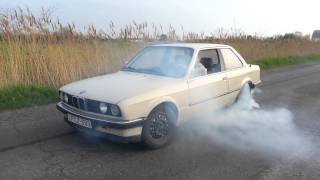 E30 318IS 140HP Burnout 1  2 Gear [upl. by Whiting]