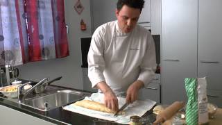 Apfelstrudel selber machen [upl. by Lahcar]