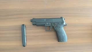 Review da Pistola Sig Sauer P226 Co2 45mm [upl. by Elocan]