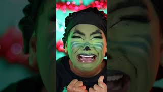 O GRINCH foryou grinch makeuptransition merrychristmas grinchmakeup [upl. by Edylc]