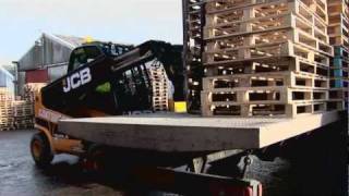 JCB Teletruk in Pallet Recycling [upl. by Kinsman148]