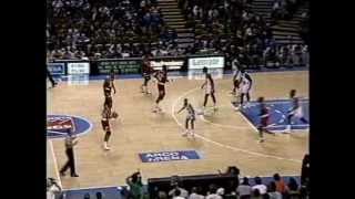 Spud Webb 20pts7asts vs Rockets 1992 [upl. by Kered]