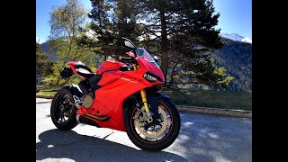 Ducati 1299 Panigale S Walkaround and StartUp [upl. by Ennoval482]