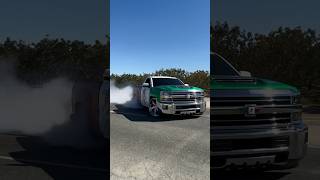 Silverado Quemando llanta 💨💨💨🇲🇽 vivamexico mexico silverado burnout trucks [upl. by Assiluj]