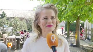 Ilse DeLange laat de zon schijnen op Paaspop  RTL BOULEVARD [upl. by Weinrich]