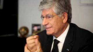 Les voeux de Maurice Lévy à ses collaborateurs pour 2010 [upl. by Oniger]