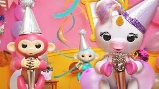 The Fingerlings Show  Party Time With Your Favorite Fingerlings Toys  Toy Play for Kids [upl. by Timmi]