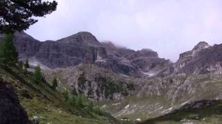 Da Longiarù al Rifugio Puez [upl. by Rehpinnej617]