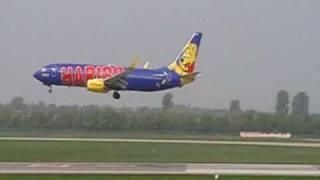 Boeing 737800  Haribo Sonderlackierung [upl. by Warfore581]