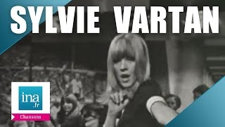 Sylvie Vartan quotGardemoi dans ta pochequot live officiel  Archive INA [upl. by Notyad349]