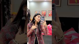 Iqra kanwal singing🎤 ♥😍 sistrology iqrakanwal song friendship trending ytshorts shorts [upl. by Spillihp]