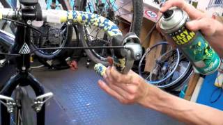 MOTOREX  EASY CLEAN  GREASE SPRAY  REVIVING A DEAD BICYCLE SHIFTER [upl. by Sharp149]