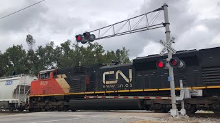 CN L518 passes through Garyville LA [upl. by Weissberg]