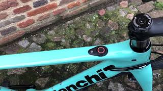 Bianchi ERoad Aria Disc [upl. by Skutchan]