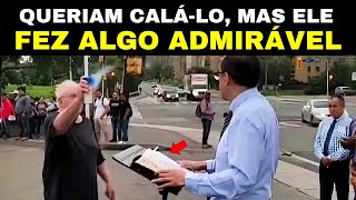 Homem tenta Calar o Pregador e algo admirável Acontece O poder do Evangelho [upl. by Ellirehs]