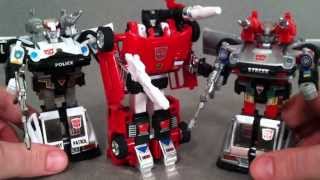 Prowl and Bluestreak G1 Transformers Review [upl. by Danae578]