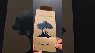 Kindle Paperwhite Signature Edition Unboxing [upl. by Inanak]