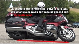 Comment tourner court en moto  améliorez votre prise de virages serrés type demitour et lacets [upl. by Cilegna]