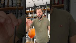 Uno spritz così non l’hai mai visto 🍹 Via di Saponara 172 roma acilia bar spritz aperol ostia [upl. by Llerdna]