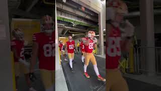 49ers take the field in Tampa Bay 😤 [upl. by Munmro]