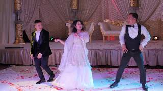 BEST SALI BHENA DANCE UK NEPALI WEDDING SALI MANN PARYO TEAM BRIDE VS TEAM GROOM Nepali Wedding [upl. by Lynna]