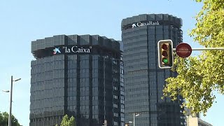 Bankia privatizada y absorbida por Caixabank [upl. by Oigufer]