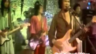 Rhoma Irama  Lima HQ Stereostf Cinta Segitiga [upl. by Ahsercal917]