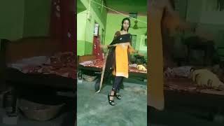 Makhna dance coverup easy dance steps youtube shorts [upl. by Yna656]