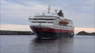 Hurtigruten  Nordlys  Svolvær [upl. by Vasya]