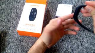 Bluetooth SmartSyncArmband Fitnessarmband Pedometer Herzfrequenz Riversong [upl. by Warring586]