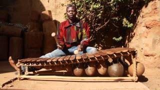 Balafon style quotSénoufoquot  Adama Diabaté  BaraGnouma [upl. by Richia538]