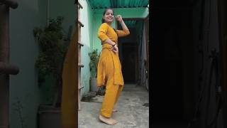 Kaanta laga song trendingshort viral muskanmaheshwari dance [upl. by Na]