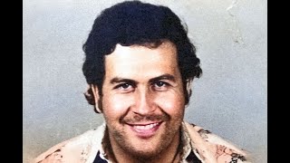 Histórias do Mundo  Pablo Escobar O Senhor Do Tráfico [upl. by Illil]