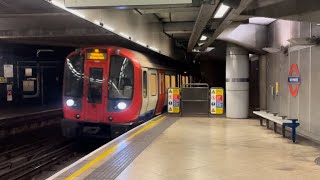 Circle Line Train Arriving At Westminster December 1 2023 [upl. by Kahn]