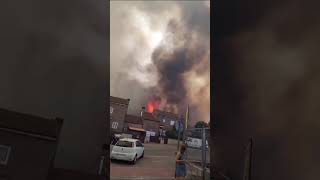 Un virulento incendio de pastos hace saltar las alarmas en Loeches [upl. by Effy]