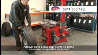 Comment utiliser le démontepneus UNITE U221  Tyre Bay Direct Ltd [upl. by Lesya]