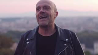 Max Pezzali «Mauro Repetto io a San Siro ti aspetto»  Vanity Fair Italia [upl. by Agon]