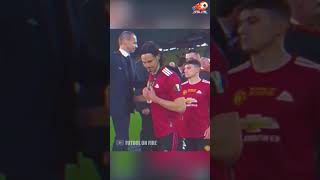 Edison Cavani No se quita la medalla de subcampeón [upl. by Ronda673]