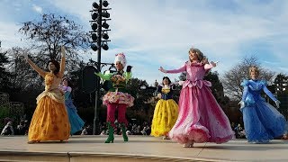 Disneyland Paris  Spectacle Pirates ou Princesses Disney à la croisée des chemins 2019 [upl. by Amihsat925]