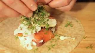 LCHF Recept  Low Carb® Hälsowrap  CarbZone [upl. by Burrill]