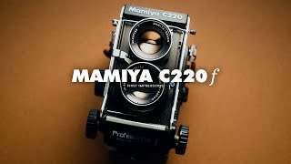 Mamiya C220 F with 80mm  55mm Lens  First Impression [upl. by Hollington]