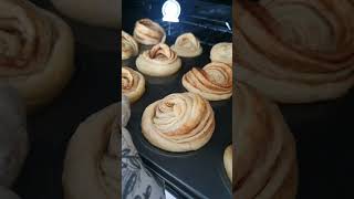 Croissant  Muffins  Cruffins [upl. by Johns]