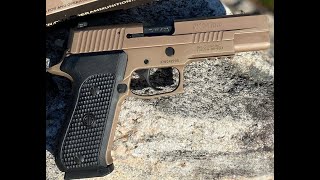 Sig P220 Elite 10mm [upl. by Nibbs]