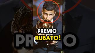 😨Il pallone d’oro è stato rubato calcio football sports vinicius realmadrid [upl. by Htebasil]