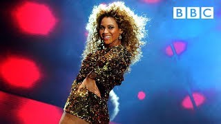 Beyoncé performs Irreplaceable  Glastonbury 2011  BBC [upl. by Aderfla]