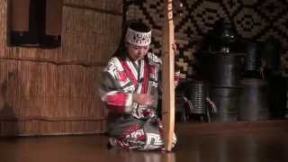 Japón  Tonkori instrumento Ainu  Ainu instrument  Japan [upl. by Lamond]