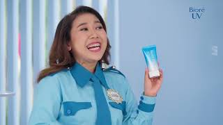 Biore UV Aqua Rich Proteksi Maksimal dan High Comfort di Kulitmu [upl. by Nahgaem]