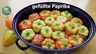 Paprika gefüllt mit Reis und Hackfleisch und Tomatensauce dazu [upl. by Adile]