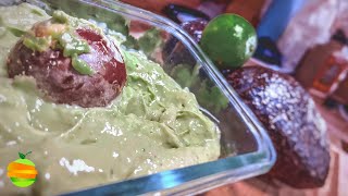 ¿Cómo hacer aderezo de aguacate con cilantro para ensaladas frescas [upl. by Allevon110]